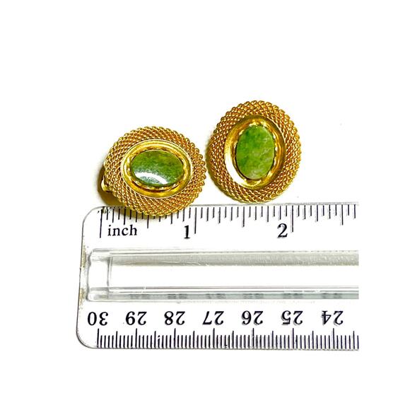 Clip Earrings Green Aventurine Jade Gold Vtg Estate Jewelry O30 - Picture 4 of 4